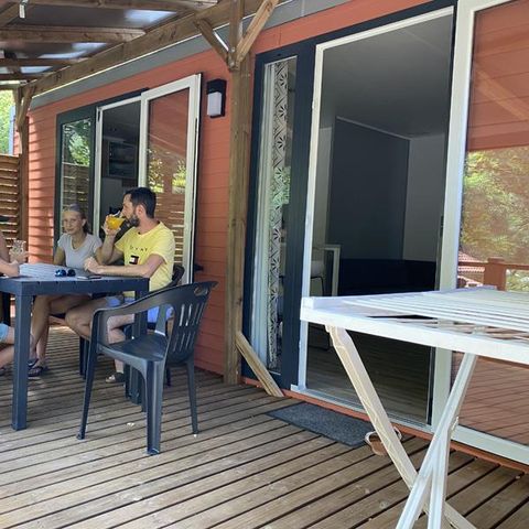 CASA MOBILE 5 persone - Cottage Premium 2 camere da letto con terrazza coperta + Aria condizionata + TV + Lavastoviglie