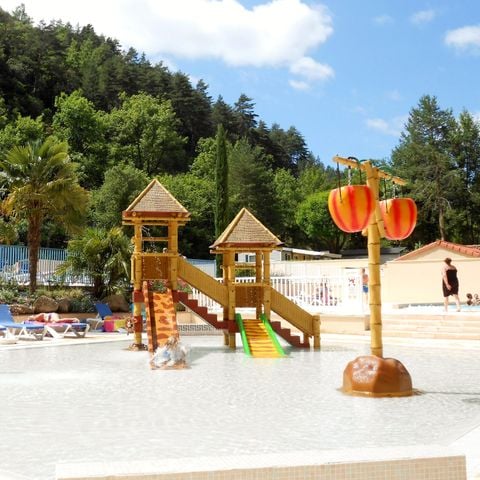 Flower Camping le Peyrelade - Camping Aveyron - Image N°2