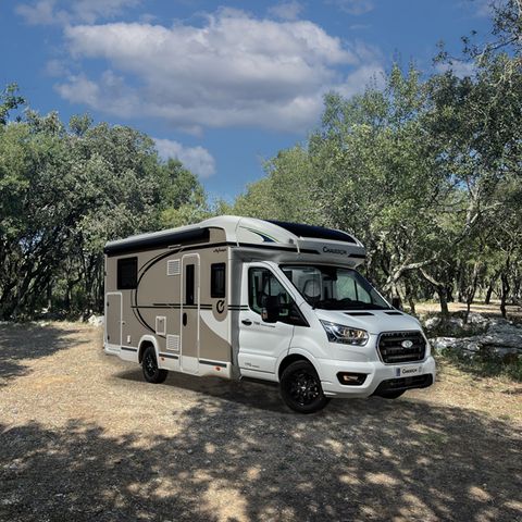 PIAZZOLA - Piazzola + 1 auto + tenda, roulotte o camper