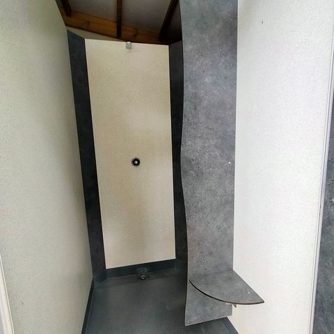 PARCELA - Frente al río - Paquete tienda confort + coche + electricidad