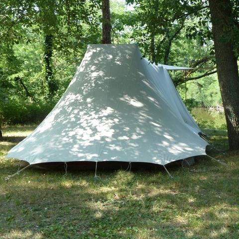 PARCELA - Frente al río - Paquete tienda confort + coche + electricidad