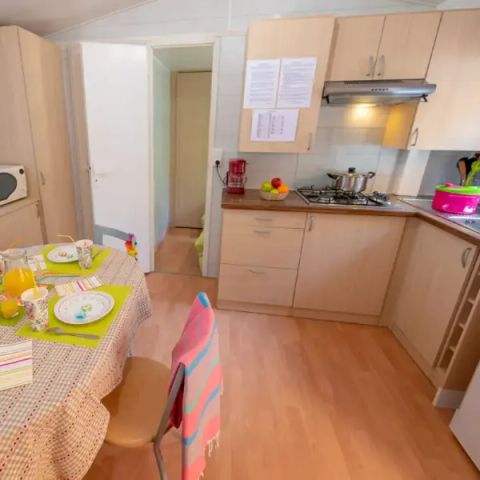 BUNGALOW 4 personnes - Aqua 2 Chambres 4 Personnes Terrasse semi-couverte TV