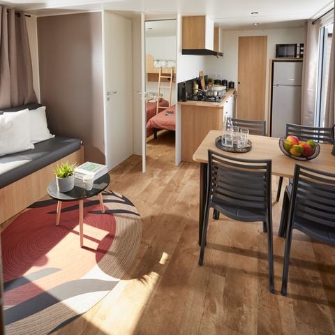 BUNGALOW 4 personnes - Premium 29 m² 2 chambres terrasse semi-couverte + climatisation + LV