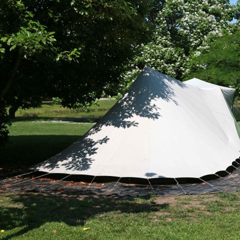 Tent 6 persons - Equipped with Waard without sanitary facilities