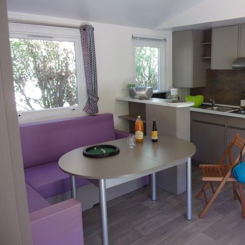 Stacaravan 6 personen - met 3 slaapkamers (48 m²)