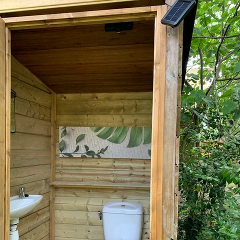 Chalet 2 persons - Cabane perchée Noyer - without shower - with wc and kitchenette