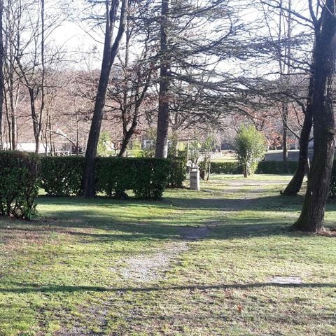 Pitch - Pitch + 1 car + tent, caravan or motor home