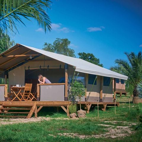 CANVAS AND WOOD TENT 5 people - Safari Nature Lodge (without sanitary facilities)