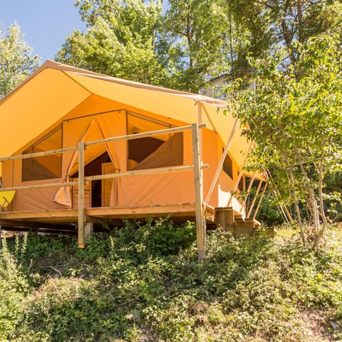 CANVAS AND WOOD TENT 5 people - Toilé Nature Classic 25 m² - 4 adults + 1 child - without sanitary facilities