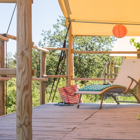 CANVAS AND WOOD TENT 5 people - Toilé Nature Classic 25 m² - 4 adults + 1 child - without sanitary facilities