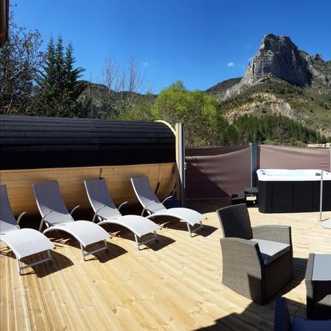 CHALET 6 personnes - Chalet Prestige 75m² - Jacuzzi - 2 Salles de bain