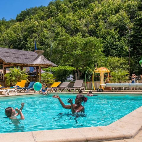 Flower Camping Le Pont du Tarn Flower Camping Le Pont du Tarn - Camping Lozere