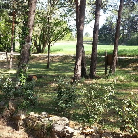 PIAZZOLA - Piazzole ombreggiate di 90-100m²