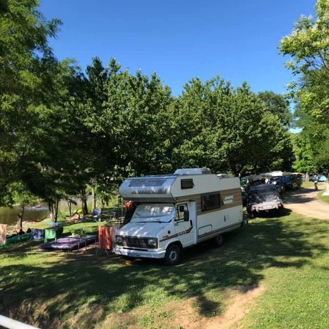 PIAZZOLA - Pacchetto : Piazzola per 2 persone + 1 auto inclusa