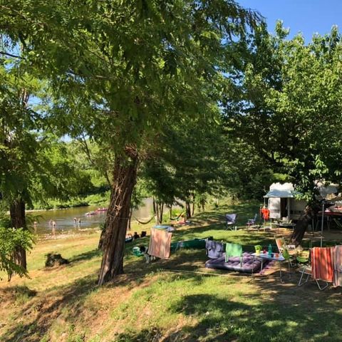 Pitch - Package : Pitch for 2 people + 1 car included