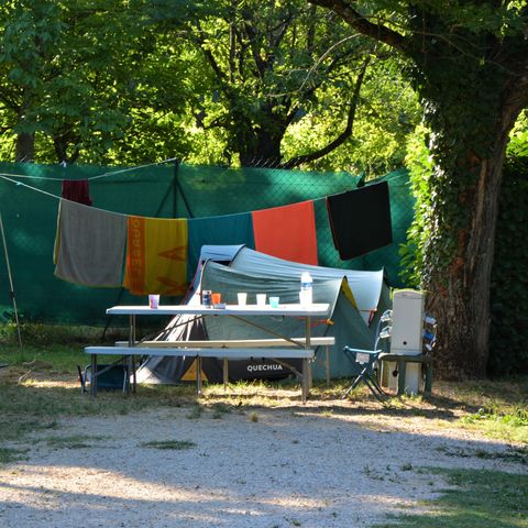Kampeerplaats - Camping (tent + voertuig)