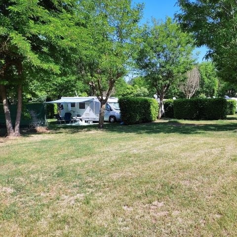 Parcela - Camping Car-Van-Caravana