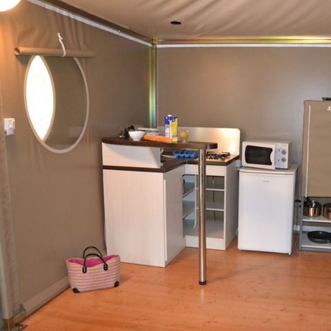 Canvas and wooden tent 4 persons - Lodge tent 4 pers. 2 bdrms.