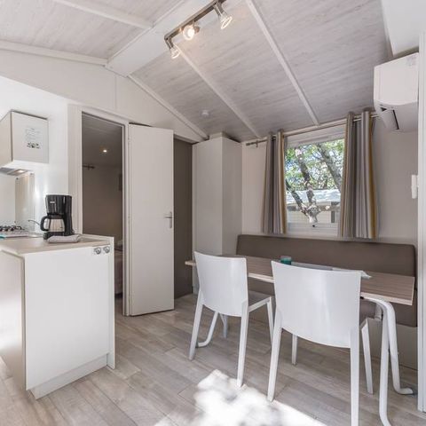 Stacaravan 6 personen - Confort 4/6 pers. 2 slaapkamers.