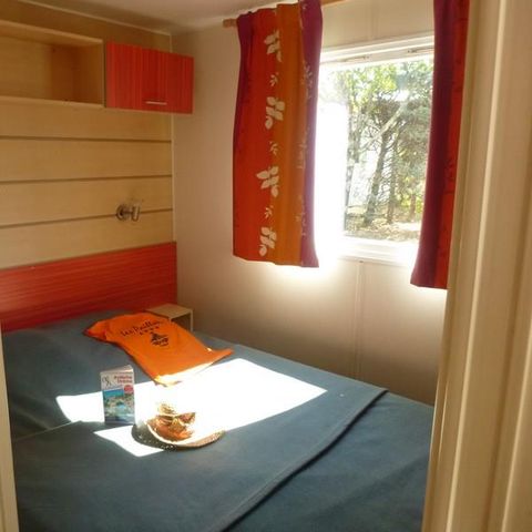 Mobile home 6 persons - Mobile-home 27,5m² Standard (2bed - 4/6pers.) + Air conditioning + Outdoor straw hut