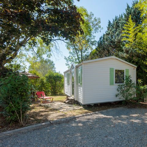 Mobilheim 6 personen - 27,5m² Standard (2 Schlafräume - 4/6Pers.) + Klimaanlage + Strohhütte im Freien