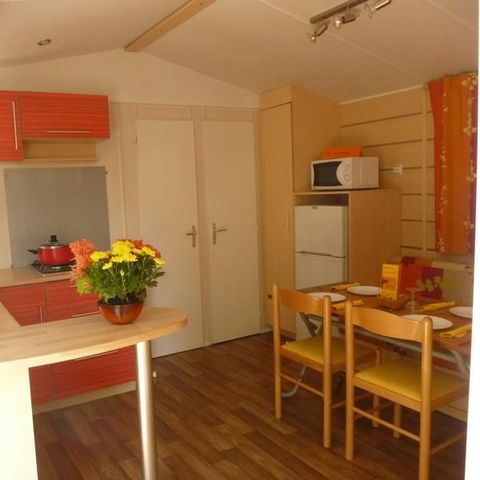 Mobile home 6 persons - Mobile-home 27,5m² Standard (2bed - 4/6pers.) + Air conditioning + Outdoor straw hut