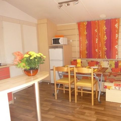 Mobile home 6 persons - Mobile-home 27,5m² Standard (2bed - 4/6pers.) + Air conditioning + Outdoor straw hut