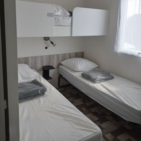 Mobile home 7 persons - Mobile-home 30m² Comfort (2bed - 5/7pers.) + Air conditioning + Covered terrace