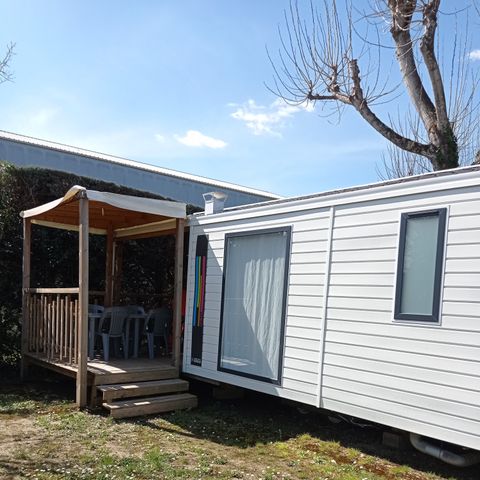 Mobilheim 7 personen - Family 32m² Premium (3 Schlafz. - 7 Pers.) + Klimaanlage + LV + Überdachte Terrasse