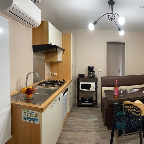 BUNGALOW 4 personnes - Cottage LA GARIOTTE - 4 personnes - 2 chambres - Climatisé - Télévision - Lave-vaisselle - S