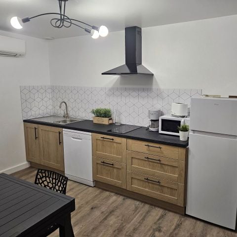 LANDHUIS 6 personen - Cottage La GARIOTTE - 6 slaapplaatsen - 2 slaapkamers - airconditioning - televisie - S