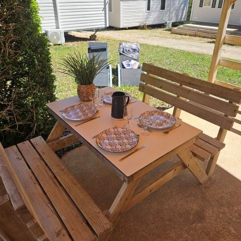 Mobilheim 4 personen - Cottage „Privilège Le Saint-Cirq“ – - 2 Schlafzimmer - – klimatisiert – Geschirrspüler