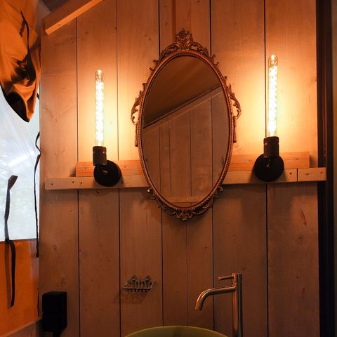 TENDA IN TELA E LEGNO 4 persone - Tenda safari, 4 persone con servizi igienici privati.