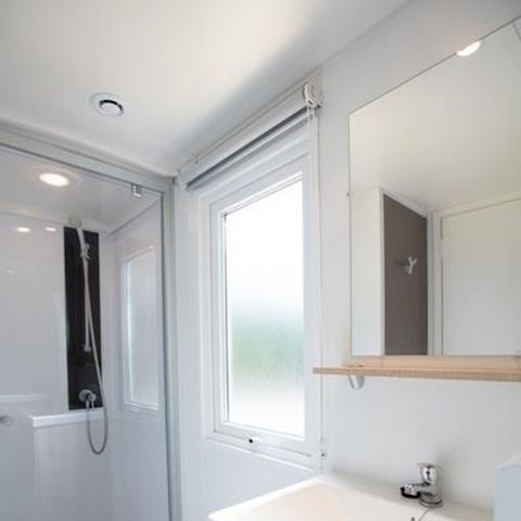 Stacaravan 6 personen - 30 m² - 2 slaapkamers - Airconditioning