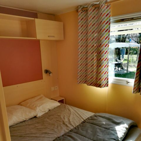 Stacaravan 4 personen - 2 kamers op ZONDAG (juli/augustus)