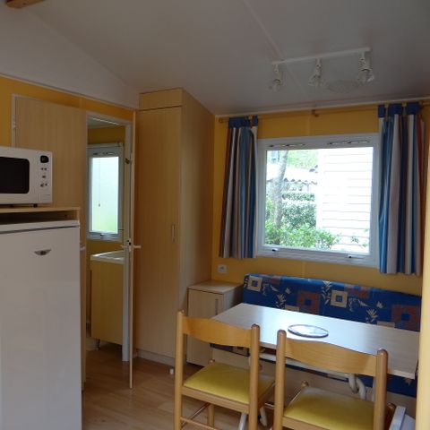 Stacaravan 4 personen - 2 kamers op ZONDAG (juli/augustus)