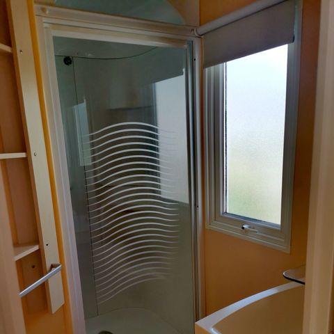 Stacaravan 4 personen - 2 kamers op ZONDAG (juli/augustus)