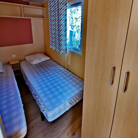 Mobilheim 4 Personen - 2 Zimmer am SONNTAG (Juli/August)