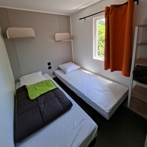 Stacaravan 6 personen -  NIEUW 2026 – 3 slaapkamers, airconditioning