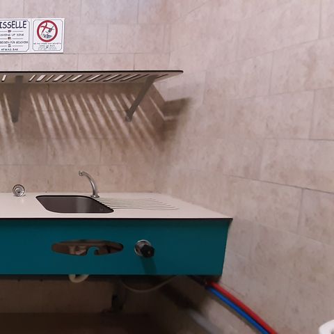 PLOT - Package for 1 or 2 people. 6A electricity included