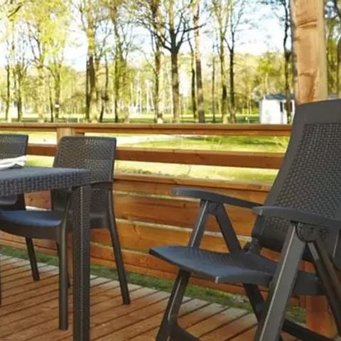 MOBILHOME 4 personnes - Premium | 2 Ch. | 4 Pers. | Terrasse surélevée | Clim.