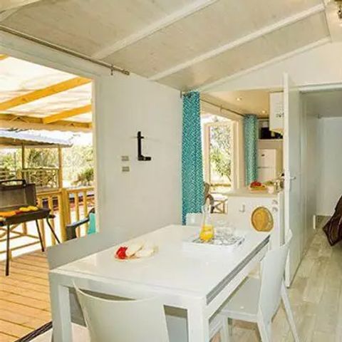 Mobilhome 4 personas - Premium | 2 Dormitorios | 4 Pers | Terraza elevada | Aire acondicionado