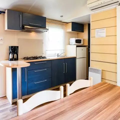 Stacaravan 4 personen - Klassiek | 2 Slaapkamers | 4 Pers | Verhoogd terras | Airconditioning