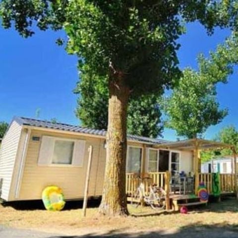 MOBILHOME 6 personas - Classic XL | 3 Dormitorios | 6 Pers. | Terraza elevada | Aire acondicionado.
