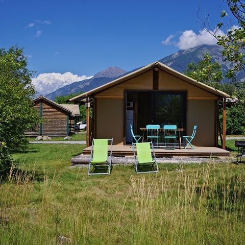 TIENDA DE LONA Y MADERA 6 personas - Cabane Hivernet Premium 3 bdrms con instalaciones sanitarias