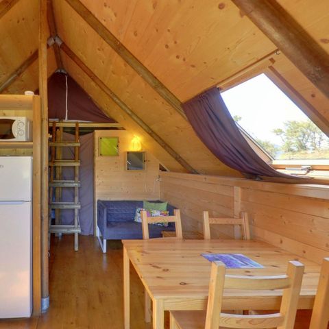 TIENDA DE LONA Y MADERA 5 personas - Cabina Lauzerot Premium con instalaciones sanitarias