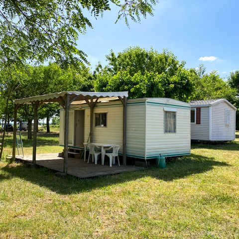 BUNGALOW 4 personnes - Sans sanitaires