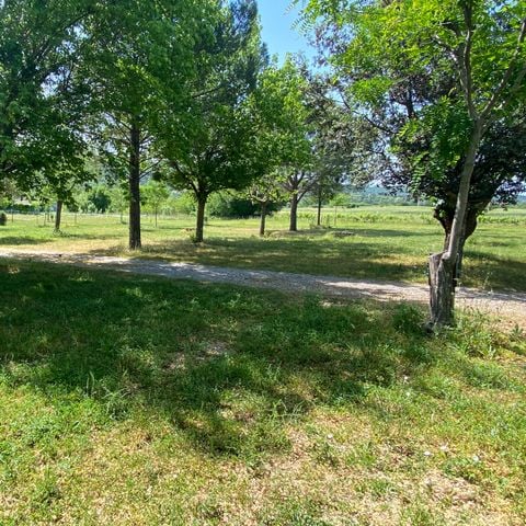 EMPLACEMENT - Forfait Emplacement (100m²)