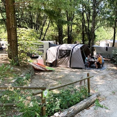 STAANPLAATS - Privilege XL