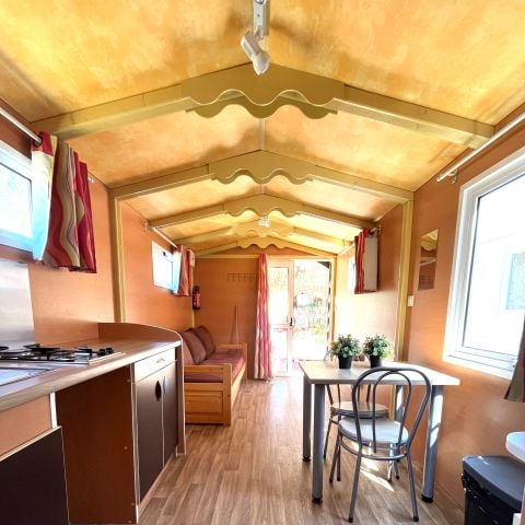 UNUSUAL ACCOMMODATION 3 people - Roulotte Jean Paul